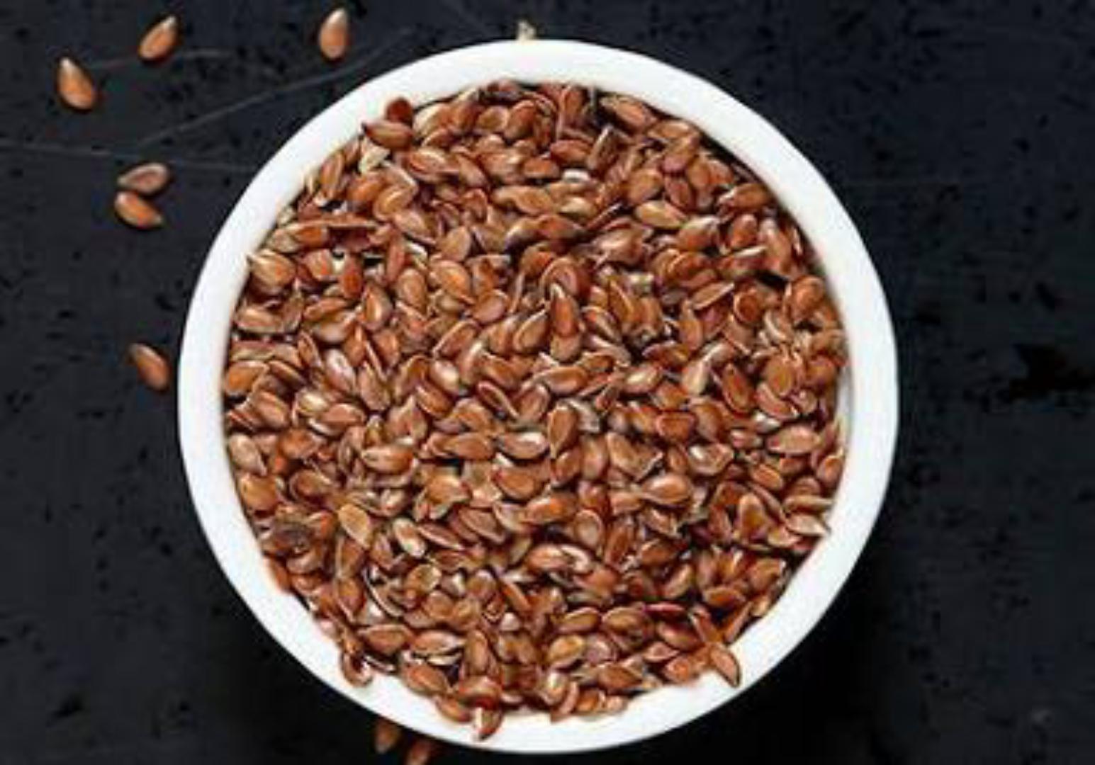Flax Seeds: A Fiber-Rich Superfood That Supports Digestive Health, Provides Ome