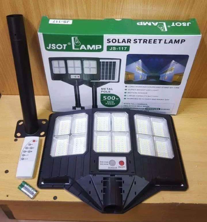 500 Watts Solar Street Lamp High power solar panel Easy to install / No wiring needed Light