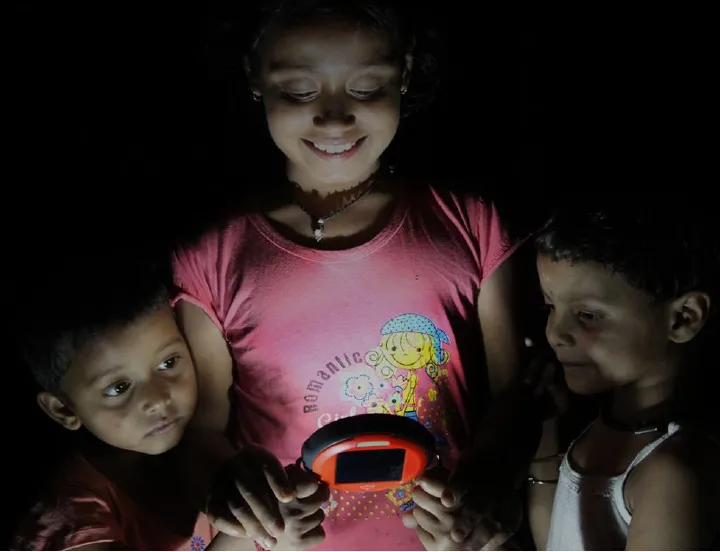 D-Light S3 Solar lamp Lantern light Ultra Flexible Learning Light
