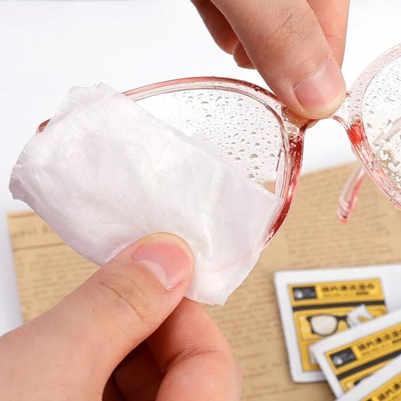 100pcs Disposable cleaning wipes/Suitable for :Eye Glasses,Phones,Cameras,Windows/ Glasses Cleaning Cloth for Lens Phone Screen Cleaning Wipes