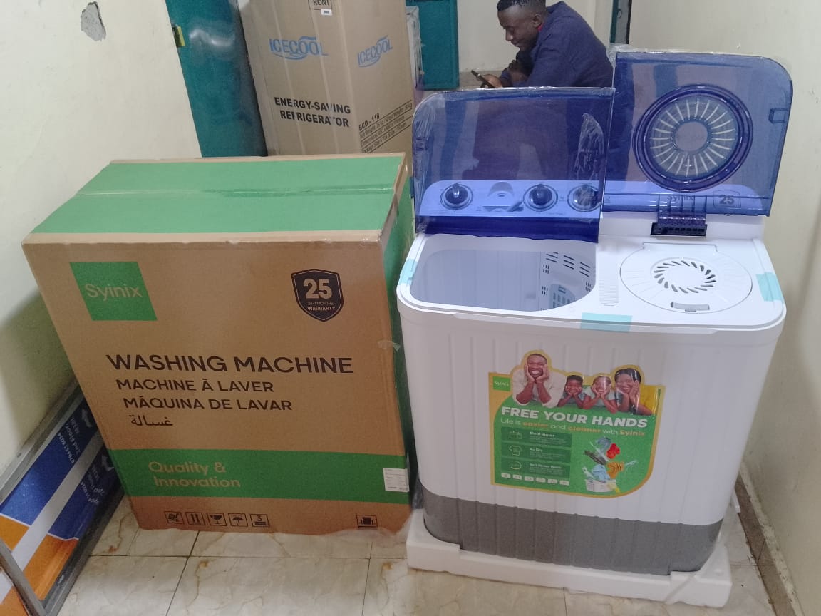SYINIX 10 KG TOP LOAD WASHING MACHINE - Semi-Automatic, Twin tub, 10kg wash,5kg spin, 15minute wash timer, Spinning speed: 1400RPM, Rat-Proof Base, 2 Washing Programs .