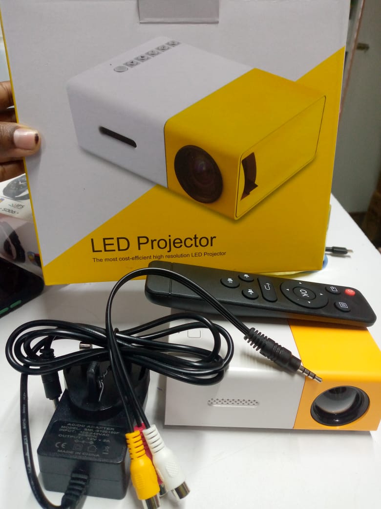 Restocked mini led projector