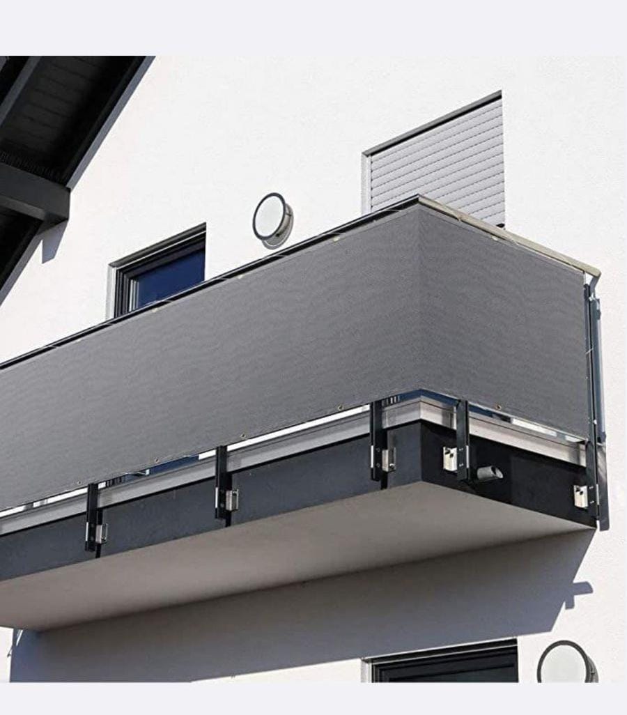 Balcony privacy shield  ⚕Size (1m by 5m)
⚕Colors: Black, Beige, Sandstone , Dark grey, light grey, green.