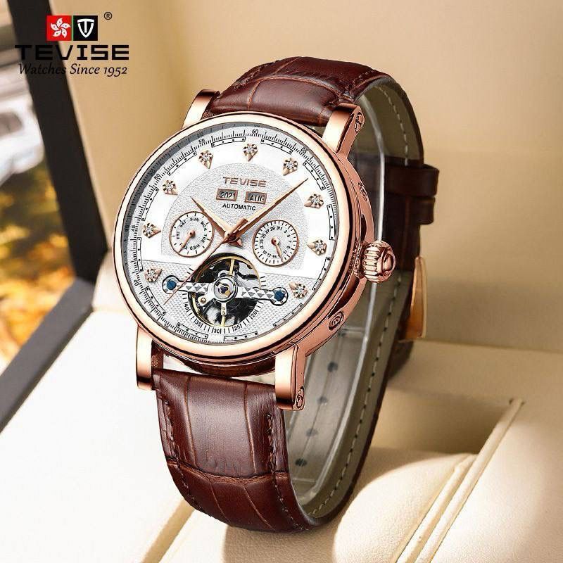 BACKINSTOCK!!
🕰🎩TEVISE AUTOMATIC GENTS WATCH
❇Automatic Movement
❇Day,Date,month,Year Display
❇Luminous
❇Tourbillon Machine
❇Water resistant
❇Leather strap