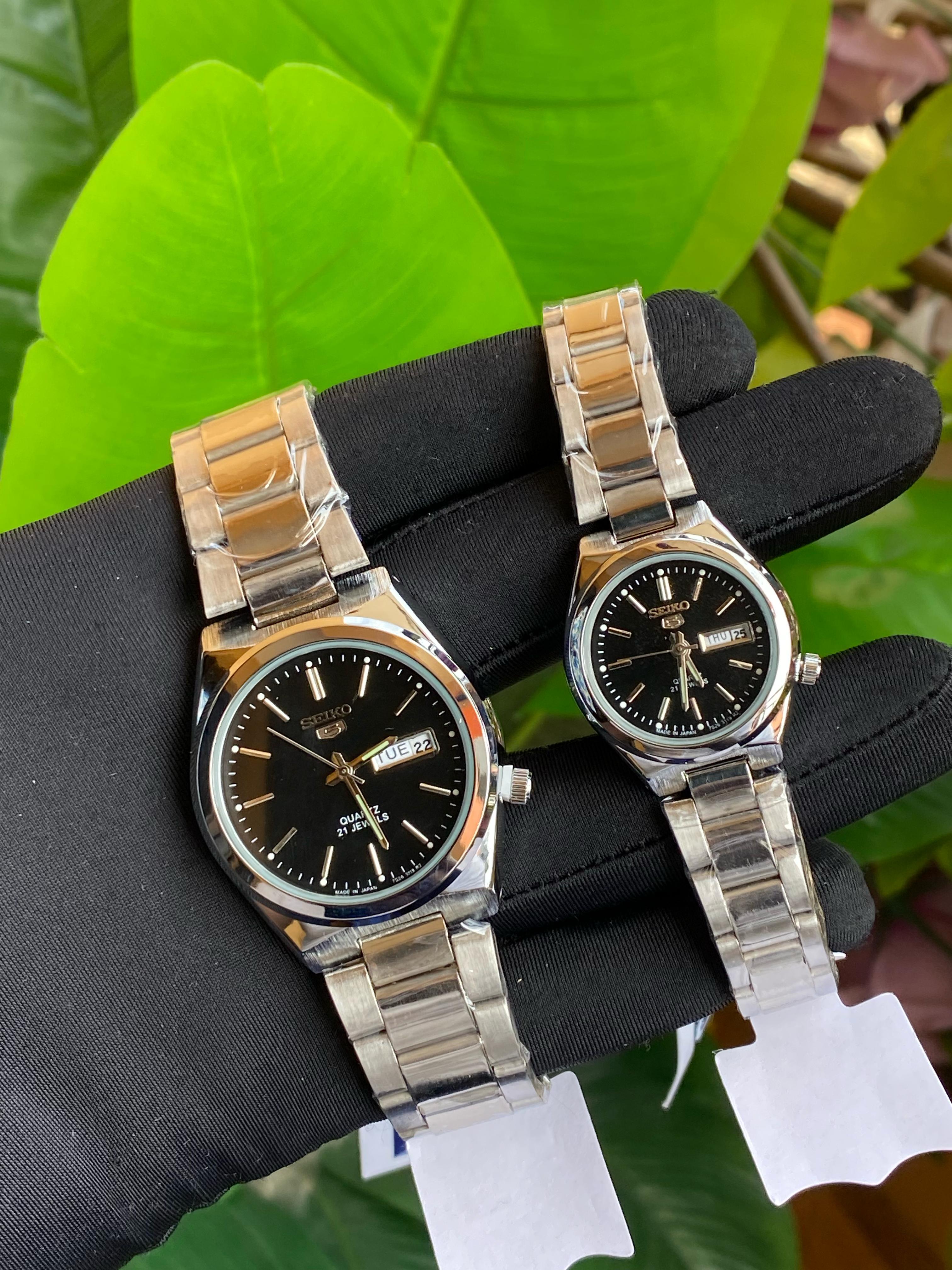 🔥🔥RESTOCKED🔥🔥

SEIKO 5 COUPLE WATCHES
❇Day&Date Display
❇Water resistant 
❇Battery powered 
❇Stainless steel