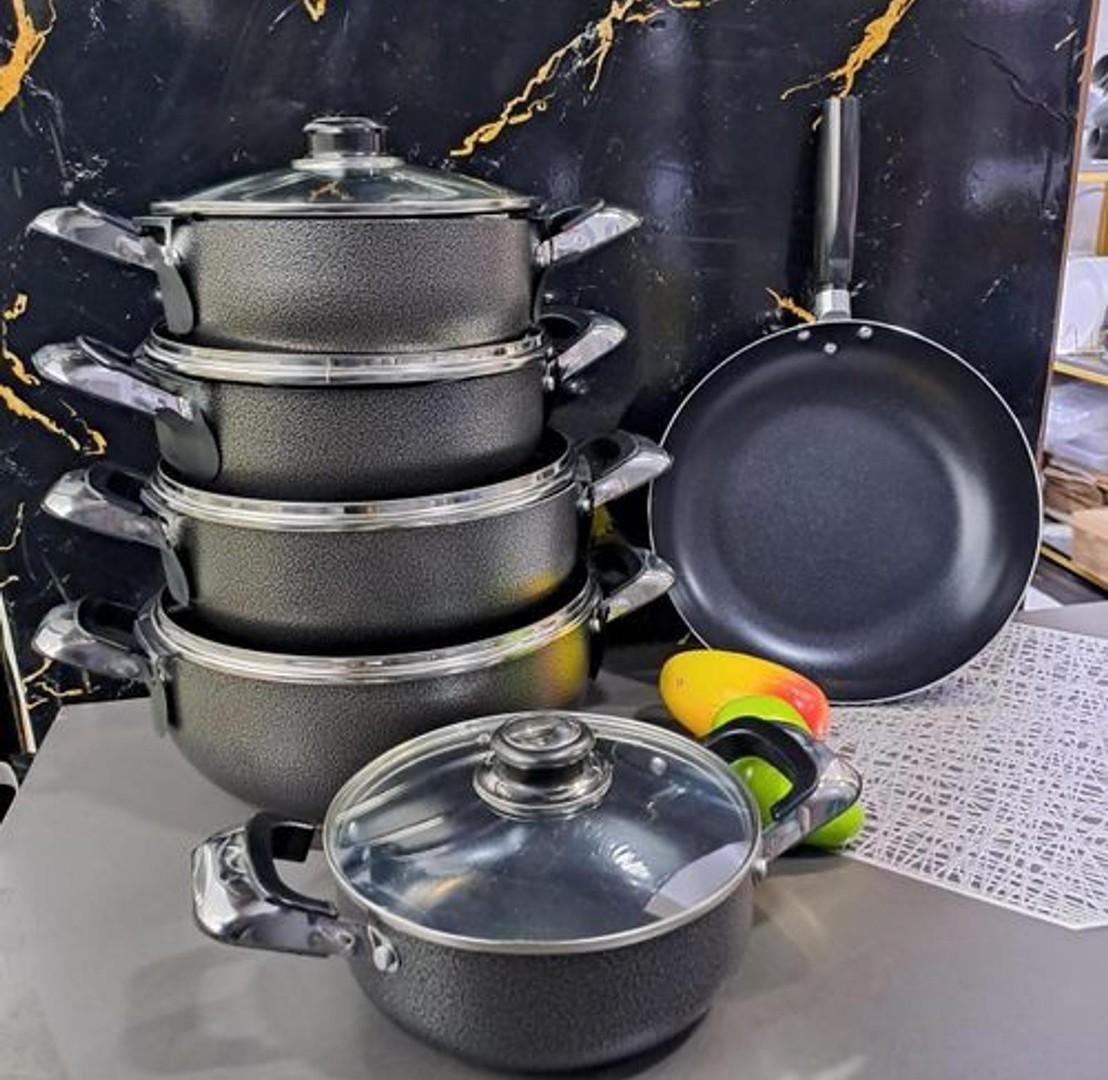 offer‼️ Jp nonstick cookware set
11pc Non-stick Coating‎,‎ 
    Internally reinforced 2 coats technology
    Specially designed bottom for better heat efficiency
    Non-stick coating‎.‎