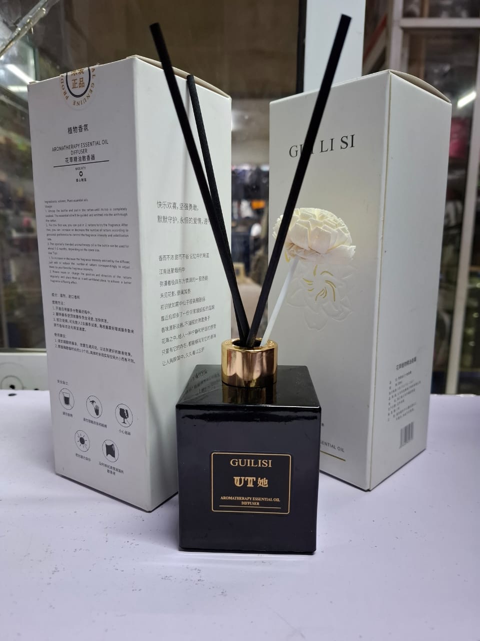 Reduced price!!!
200ml Gardenia Scent Aromatherapy Essential Oil Room Decor/Long Lasting Freshener/Perfect Gift For Birthday. Used in office shops e.t.c. Lasts upto about  3 months.