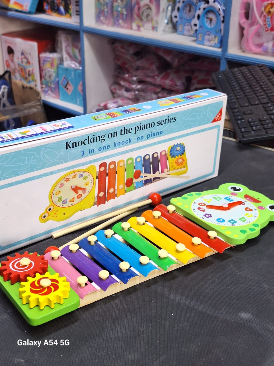 Wooden Xylophone 8 Tone Music Enlightenment   Each key is color-coded for easy note recognition, encouraging early music skills.