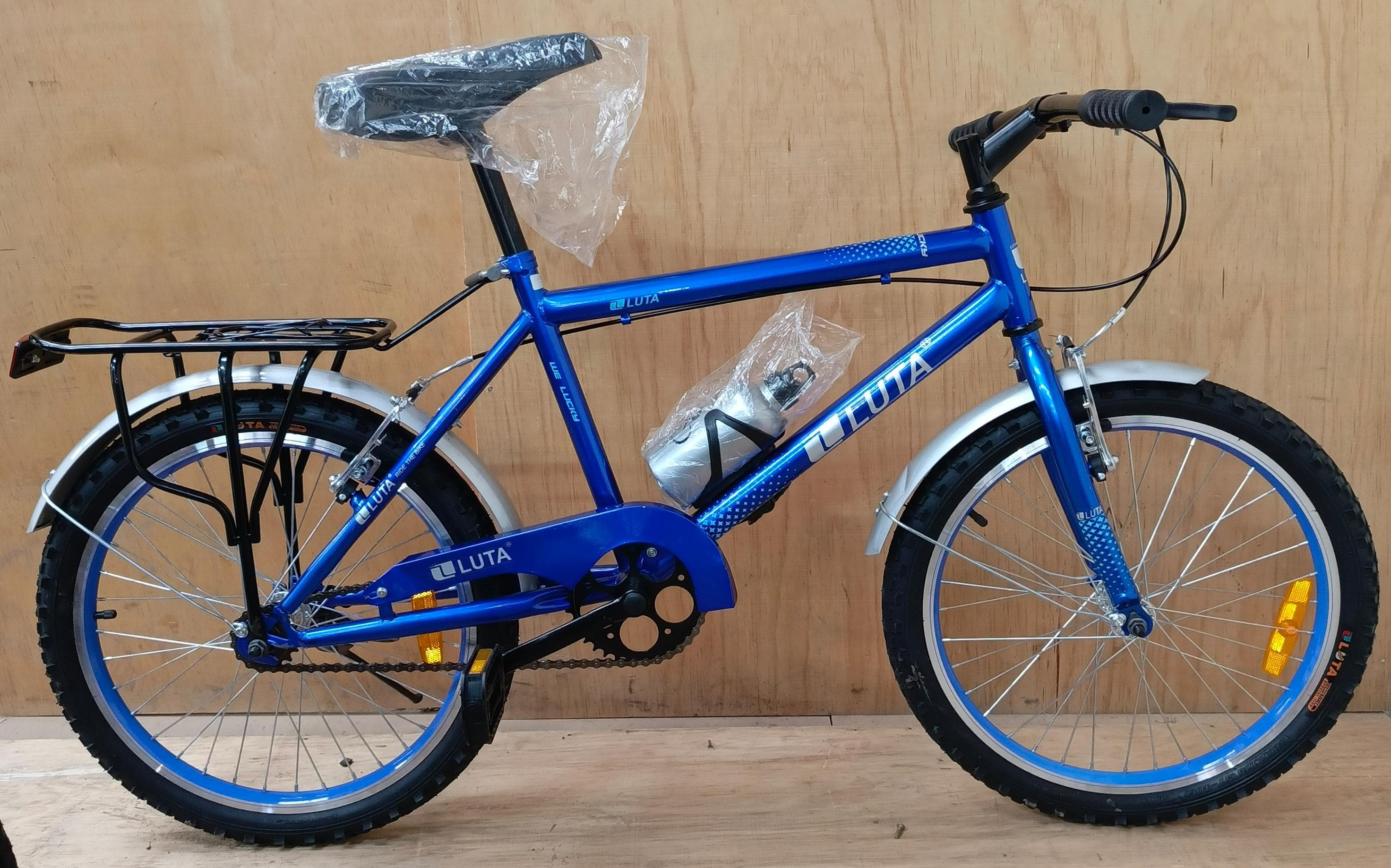 Luta with back seat Size 20" today and watch them ride with joy and confidence!Provides a fun and healthy way to explore the outdoors