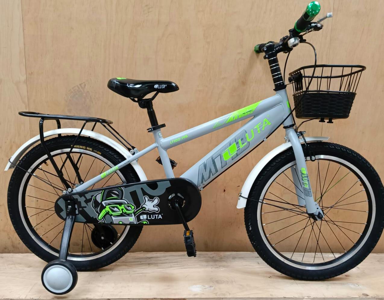 Luta kids' bikes
Size 16  
non-slip pedals, and a padded seat for enhanced stability and support while learning available in Black
Red
Blue
White