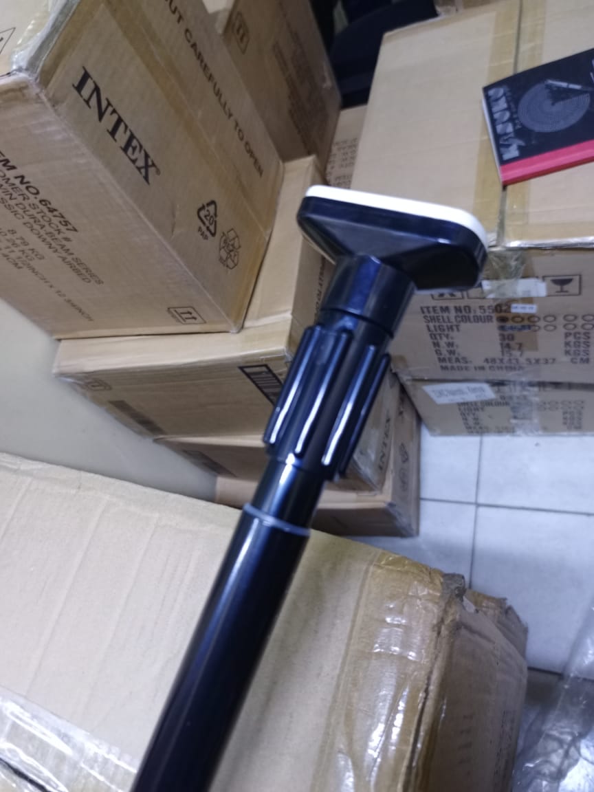 Multipurpose extendable telescopic rod Can be used as:
-shower curtain rod, 
-clothing rod/hanger
-diy wardobe/hanger 

 Adjustable length

Size 105cm- 200cm