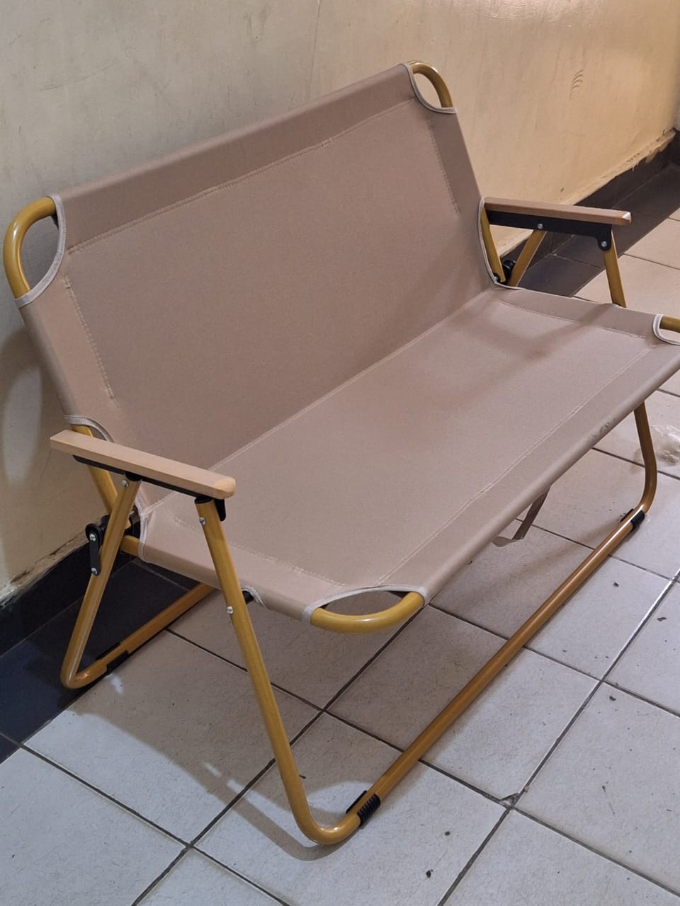 Portable Double Seat Camping Chair with Wood Armrest outdoor Camping Bench Foldable for Patio Lawn Beach Park Indoor Outdoor Hiking