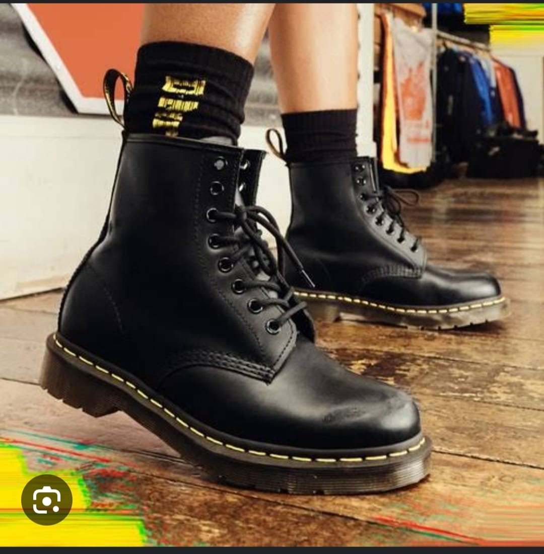 💯💯 TRENDY STYLES ELEGANT LOOK 🌼🌼 New  Dr martens boots. Serves up enhanced ergonomic comfort via breathable, moisture-wicking SoftWair sockliners, with strategically placed memory foam pods