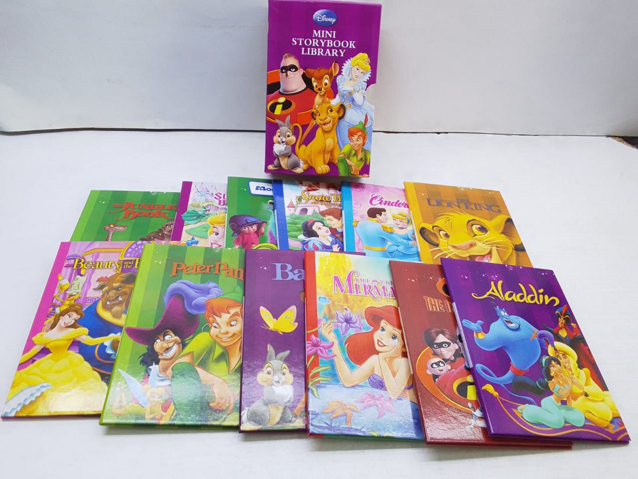 Disney Mini storybooks
✅ A set of 12 books
✅Story books are:
The lion King
The jungle book
The Incredibles
Peter pan
Bambi
Sleeping Beauty
The little mermaid
Aladdin
Snow White and the seven dwarfs
Be
