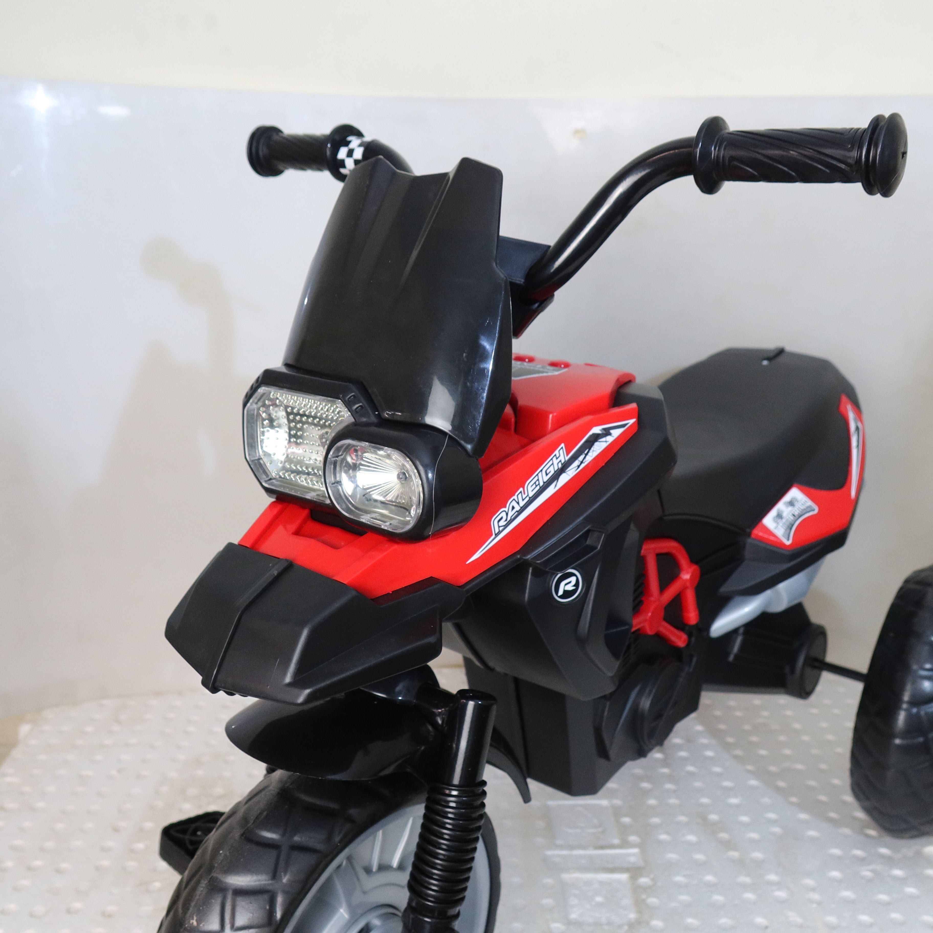(NEW ARRIVALS) Generic Raleigh Motocross Pink For Kids Toys And Games Tricycles Kids Mountain Bicycles Pink Kids Motocross Bicycle Toys for Kids games