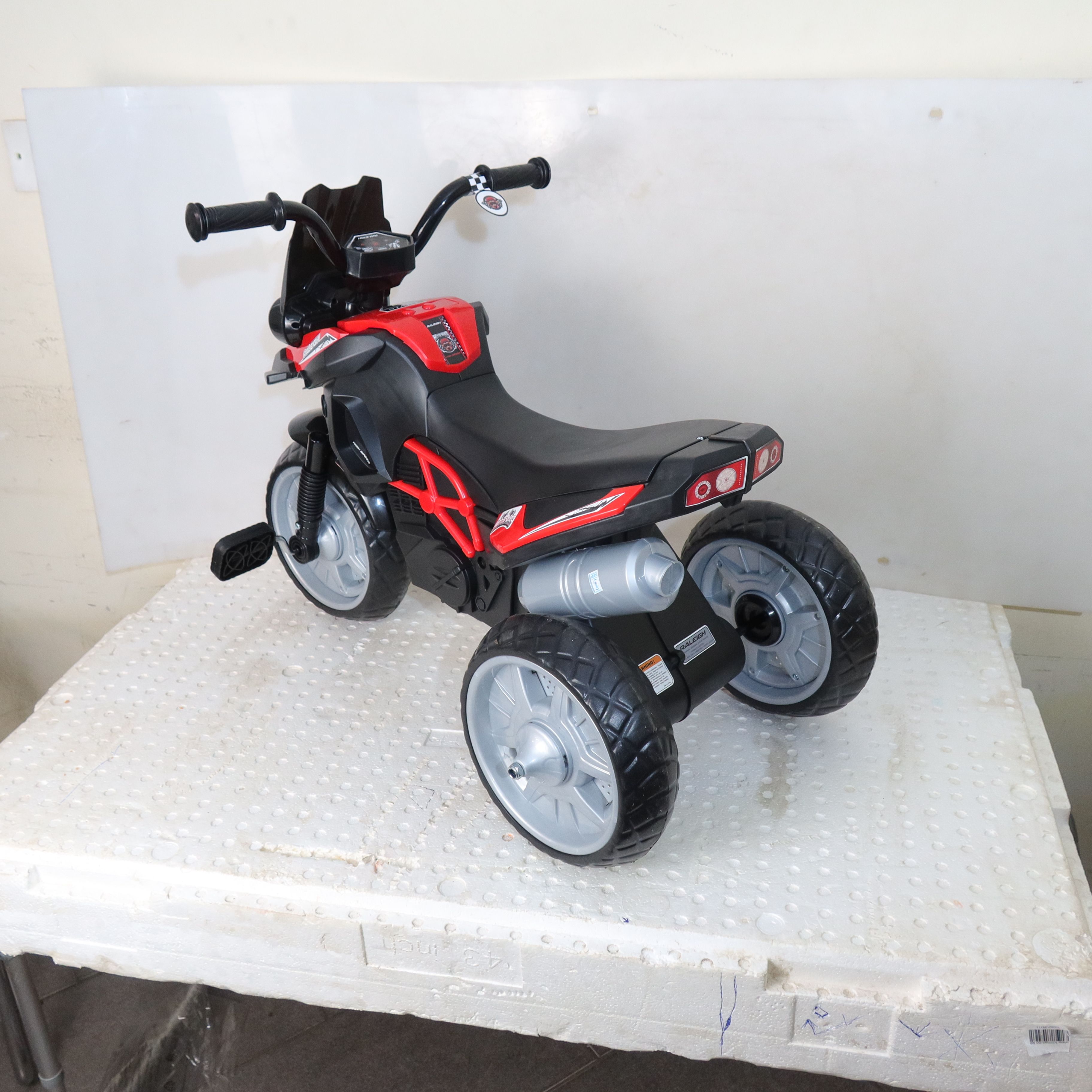 (NEW ARRIVALS) Generic Raleigh Motocross Pink For Kids Toys And Games Tricycles Kids Mountain Bicycles Pink Kids Motocross Bicycle Toys for Kids games