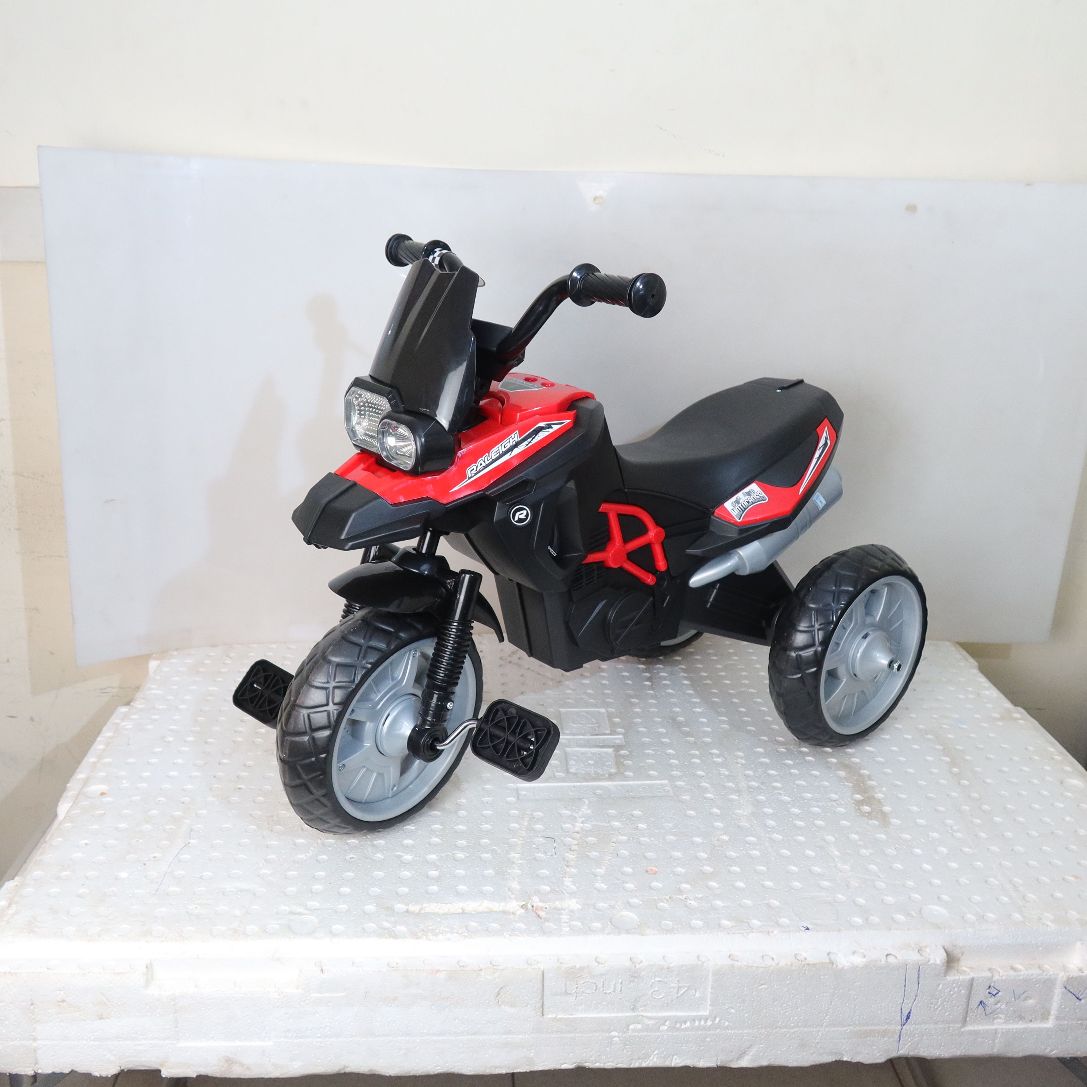 (NEW ARRIVALS)Generic Raleigh motocross tricycle 5621  red for kids toys and games tricycles kids mountain bicycles
