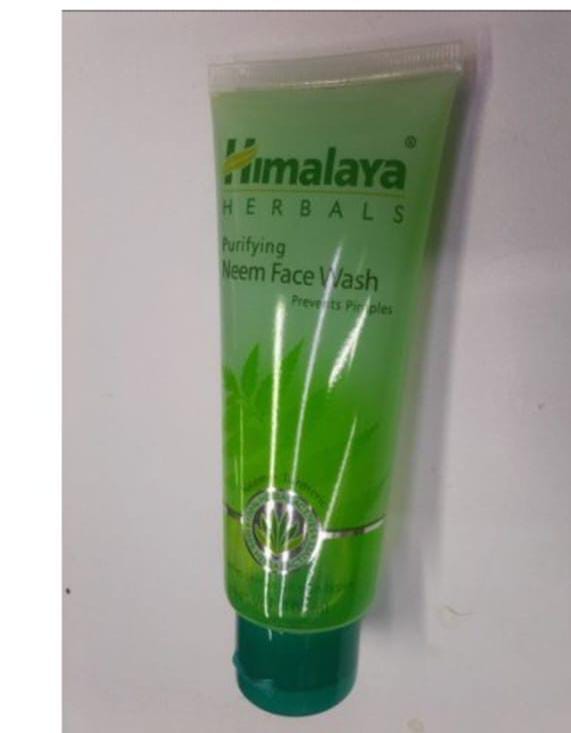 Himalaya Purifying Neem Face Wash With Neem &Turmeric - 100ml