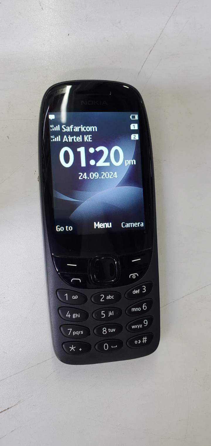 Nokia 6310 phone