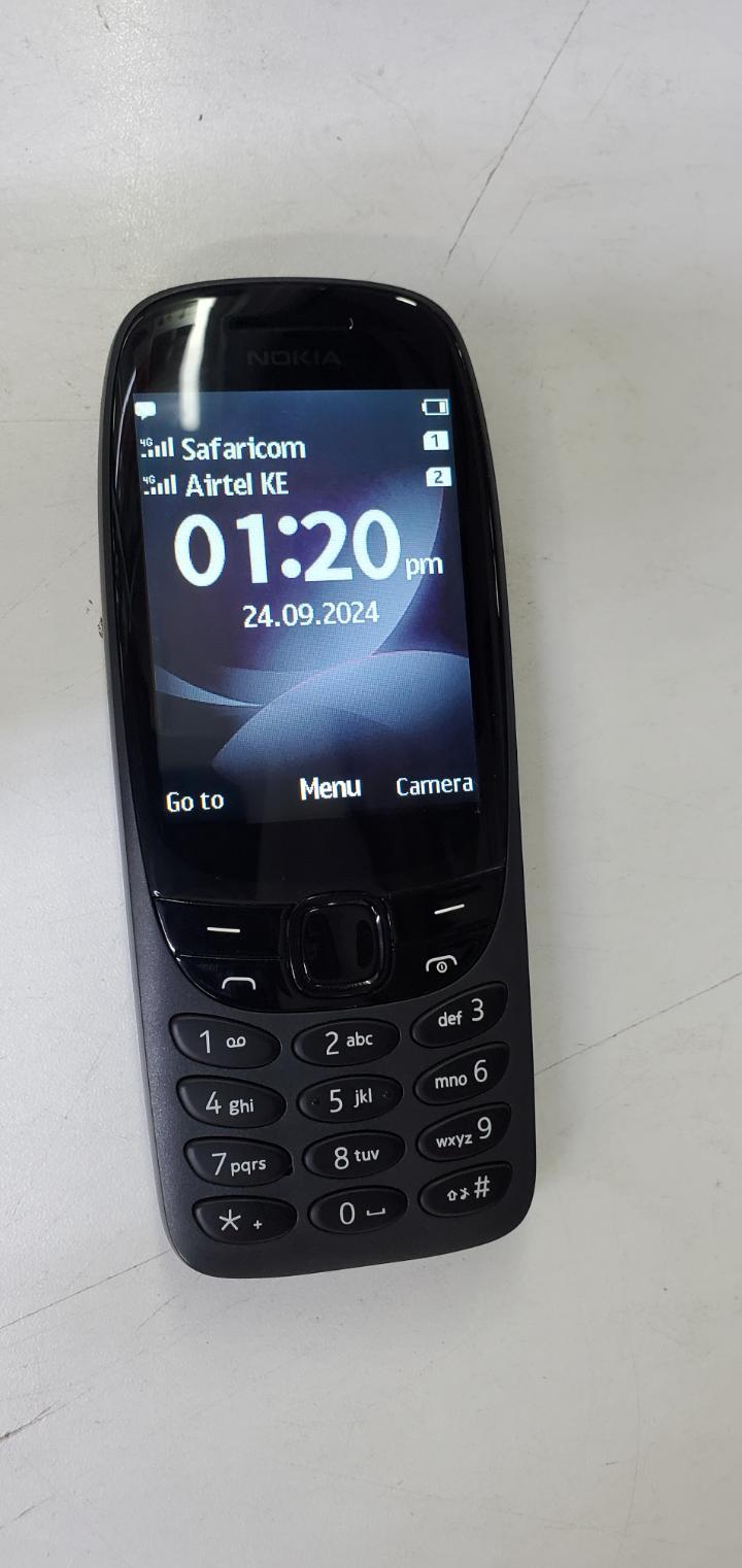 Nokia 6310 phone