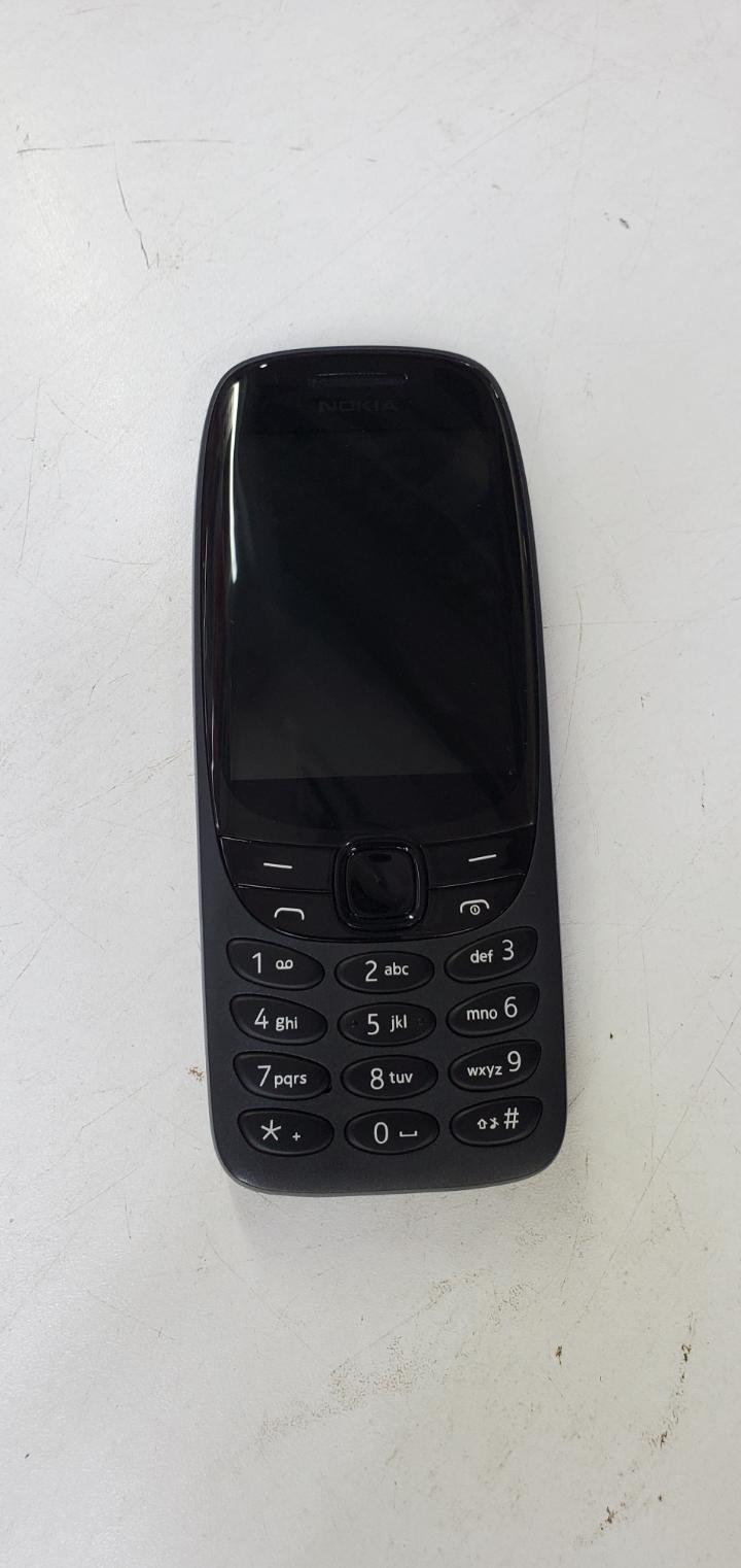 Nokia 6310 phone
