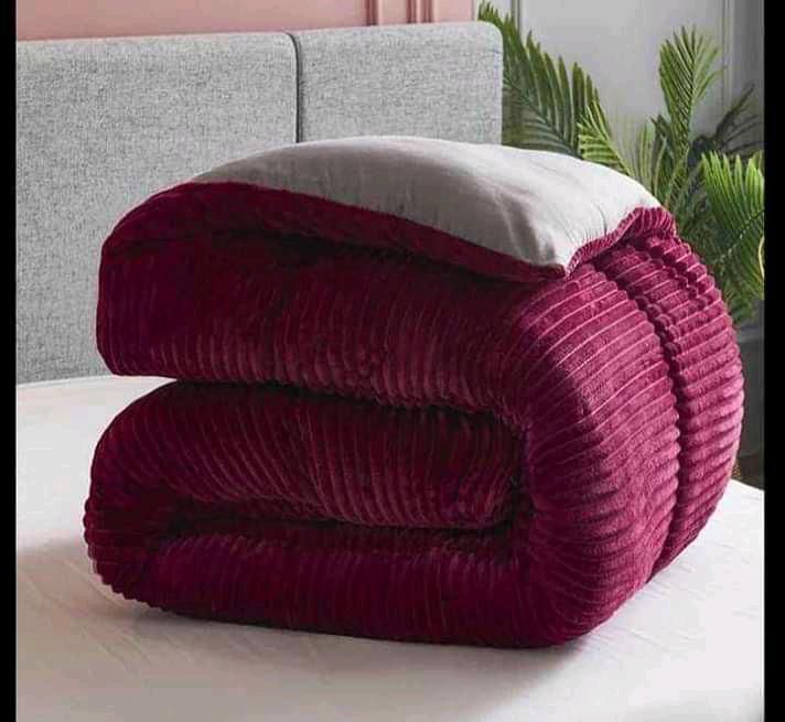 Velvet Duvet With One Bedsheet And Two Pillow Cases   This high-end bedding collection includes a sumptuous velvet duvet cover, a matching bedsheets, and two coordinating velvet pillowcases, offering