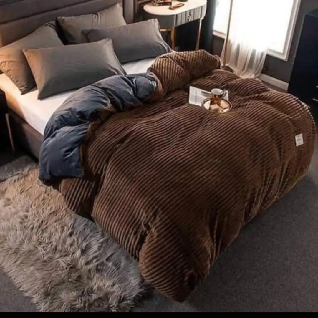 Velvet Duvet With One Bedsheet And Two Pillow Cases   This high-end bedding collection includes a sumptuous velvet duvet cover, a matching bedsheets, and two coordinating velvet pillowcases, offering