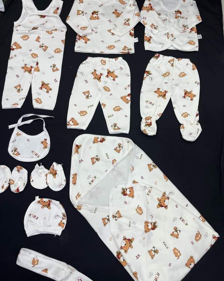 Fashion Lucky Star 11 Pieces Unisex New Born Baby Receiving Set Features: Set has 1 full body jumpsuit, 2 tops, 2 trousers, 1 pair socks, 1 hat,1 bib, 1 pair of mittens, 1 Warmer and Belt.
The romper