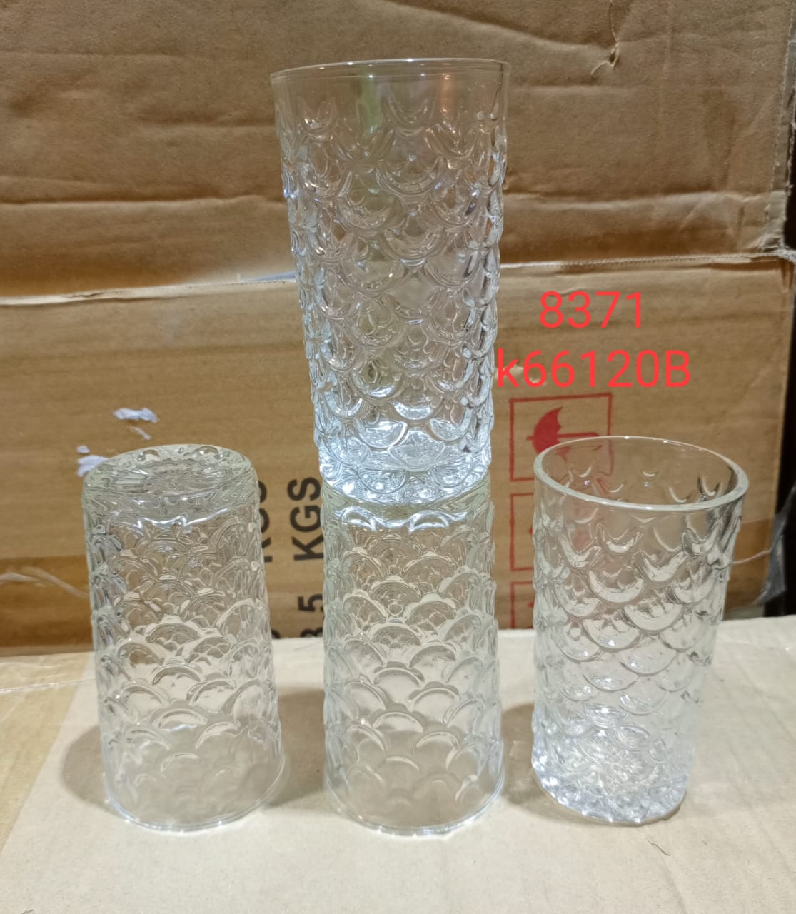 Drinking Glasses This Drinking Glass Set of 6 is add a stylish touch to your table setting.Ideal for all water,juice,lemode,soda,cocktails and other home beverages