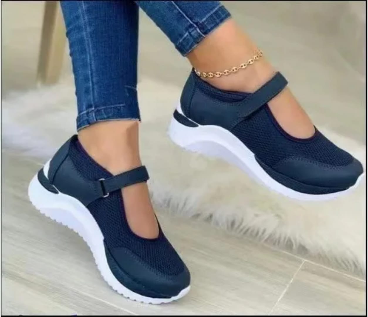 ladies sneakers
