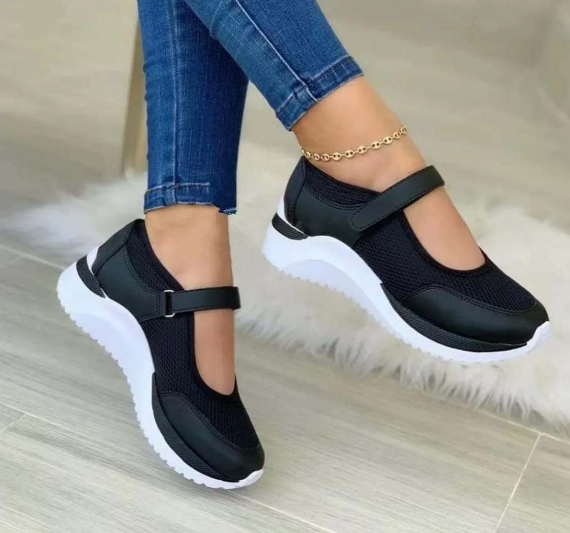 ladies sneakers