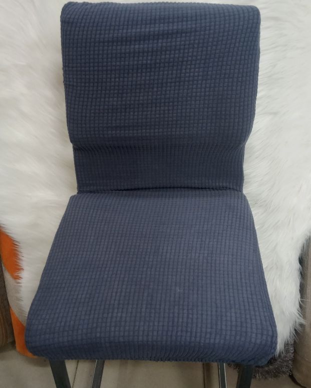 Seat covers for dining pare