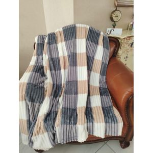 Pattern fleece blanket