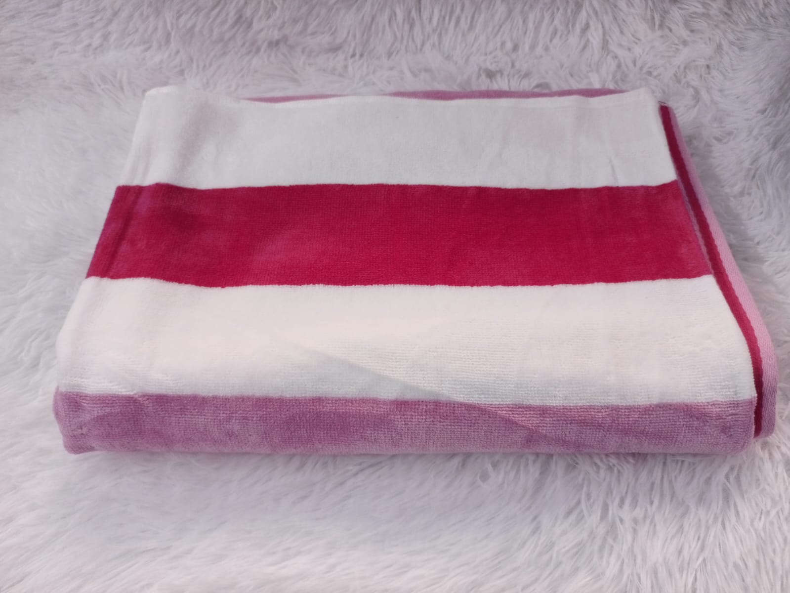 Cotton  Beach Towels and Pool  Towels   Quick Dry, Absorbent, Ultra-Soft