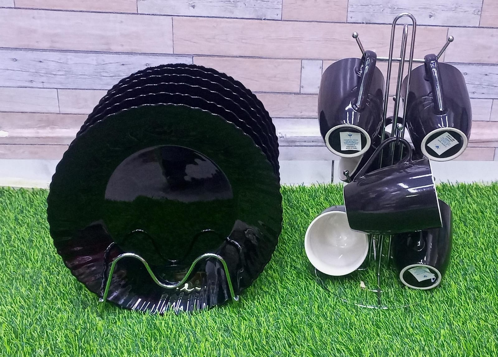 Black Dinner Set Cups and Plates