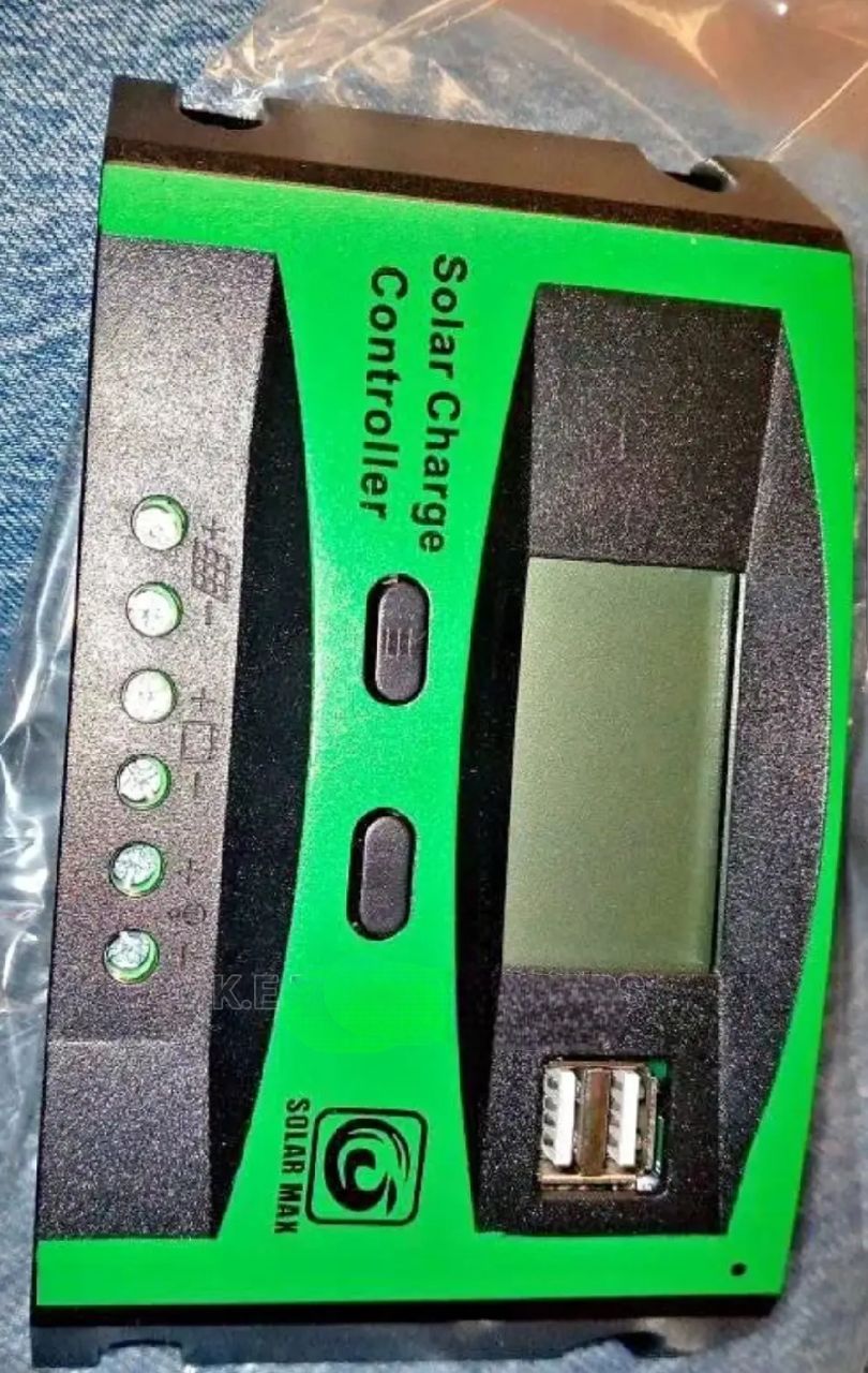 Solar Max 10A Digital Solar Charge Controller – LCD Display | Overcharge & Short Circuit Protection | Efficient Solar Panel Management.