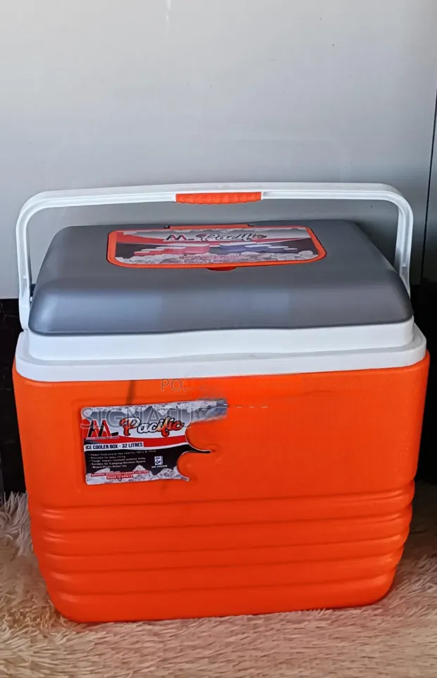 Pacific Cooler Box – 4.5L / 10L / 25L / 32L | Portable Insulated Ice Chest for Food & Drinks. Designed to keep food and beverages cold or warm for extended periods.