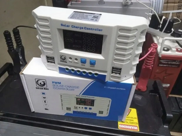 Solarmax 20A Solar Charge Controller – Smart PWM Regulator for 12V/24V Solar Systems. A smart PWM (Pulse Width Modulation) regulator designed to optimize the performance and lifespan of solar power.