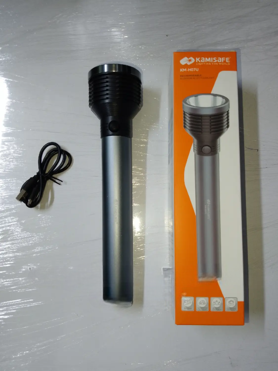 Kamisafe Rechargeable Aluminum Alloy Flashlight – Heavy Duty LED Torch with Long Battery Life. A powerful, durable, and energy-efficient lighting solution designed for home, outdoor, security.