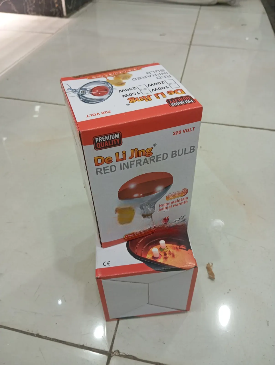 Chicken Bulb Heat Lamp – Poultry Brooder Bulb for Chicks, Ducklings & Quails. Aa reliable heat source designed to keep chicks and young poultry warm during brooding.