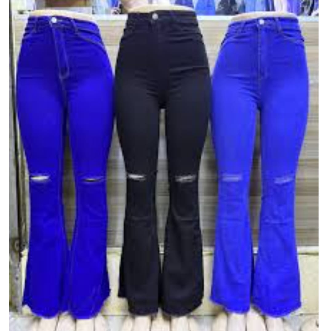 High-Waisted Flare Jeans – Elevate your style with these hip-flattering, retro-inspired jeans! Designed with a figure-sculpting high waist, dramatic flared legs, and a bold knee cut for a touch of edg