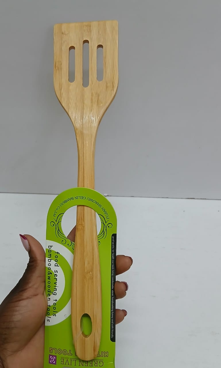 5-in-1 Mwiko Set Now Available 💠
Natural • Strong • Kitchen-essential
Upgrade your kitchen with this 5-piece bamboo mwiko set, perfect for everyday cooking and stylish serving. Crafted from high-qual