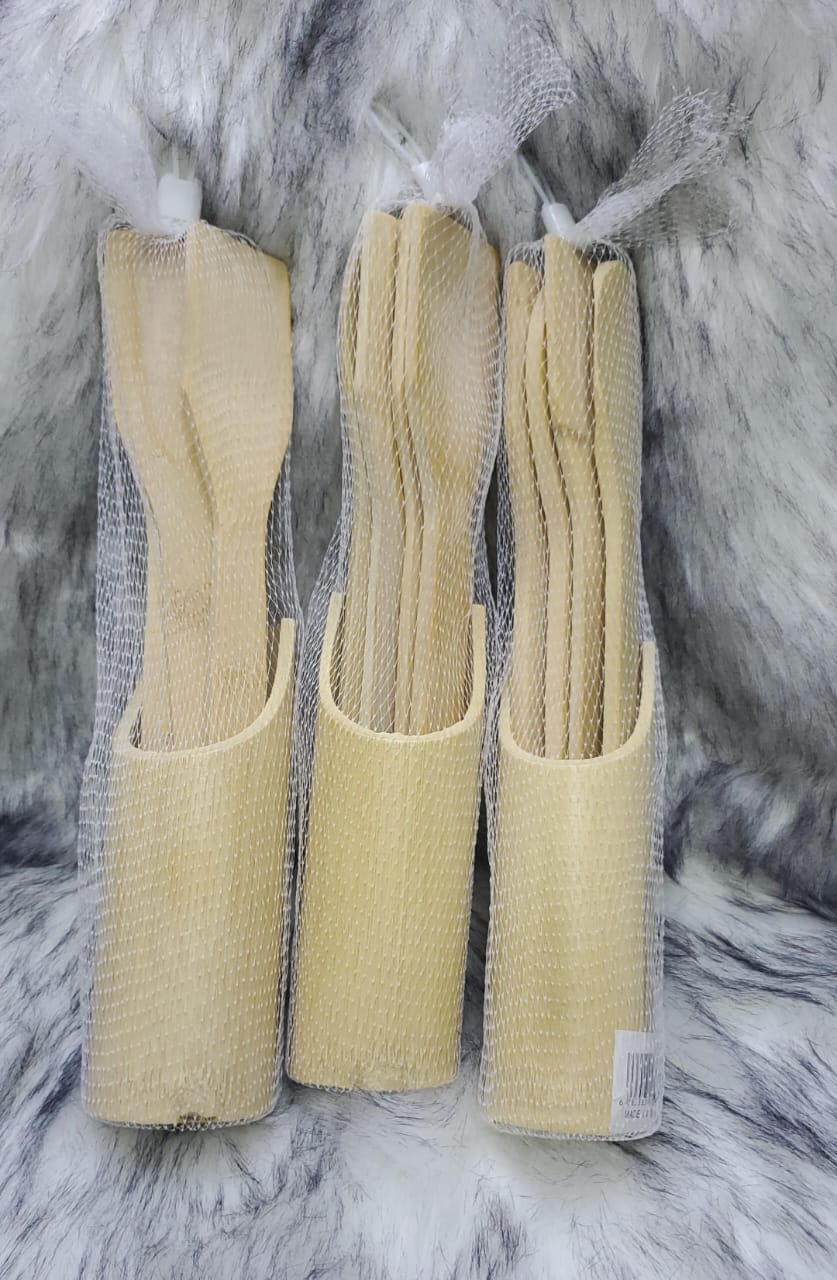 5-in-1 Mwiko Set Now Available 💠
Natural • Strong • Kitchen-essential
Upgrade your kitchen with this 5-piece bamboo mwiko set, perfect for everyday cooking and stylish serving. Crafted from high-qual