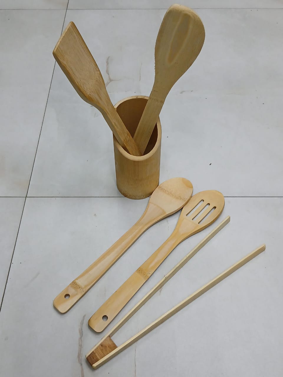 5-in-1 Mwiko Set Now Available 💠
Natural • Strong • Kitchen-essential
Upgrade your kitchen with this 5-piece bamboo mwiko set, perfect for everyday cooking and stylish serving. Crafted from high-qual