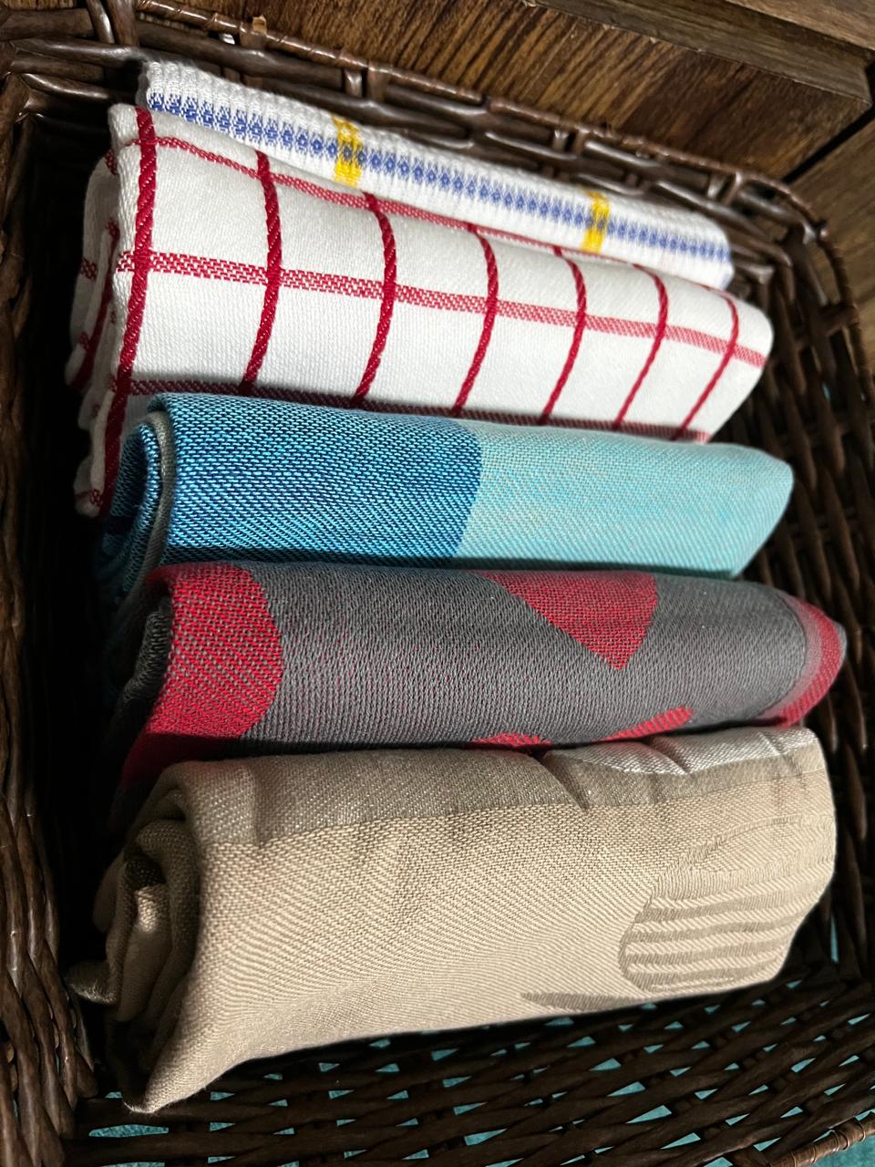5pcs Smart User Choice – Big Kitchen Cloth
Upgrade your kitchen cleaning with this smart, value-packed cloth set designed for everyday use.
▪️ Contains: 5 large kitchen cloths
▪️ Pack type: Random pac