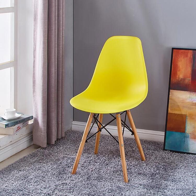 Eames Comfortable Chair
Designed for both style and comfort, this classic Eames chair adds a modern touch to any space.
▪️ Available colors: Black, White, Grey, Yellow, Orange
▪️ Use: Dining, resting,