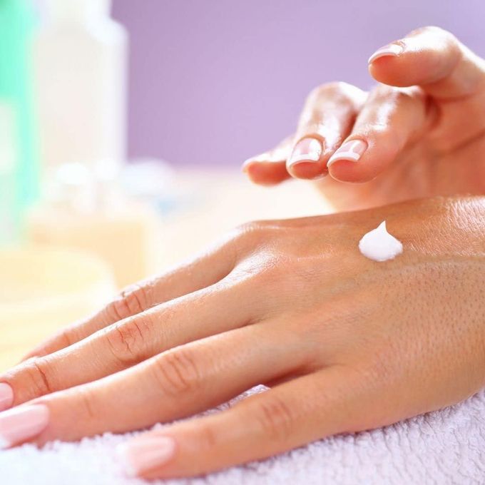 Rinju Beauté Réelle Body & Hand Cream enriched with Shea Butter Cream,CoQ10, Vitamin E, A & K for Women & Men.