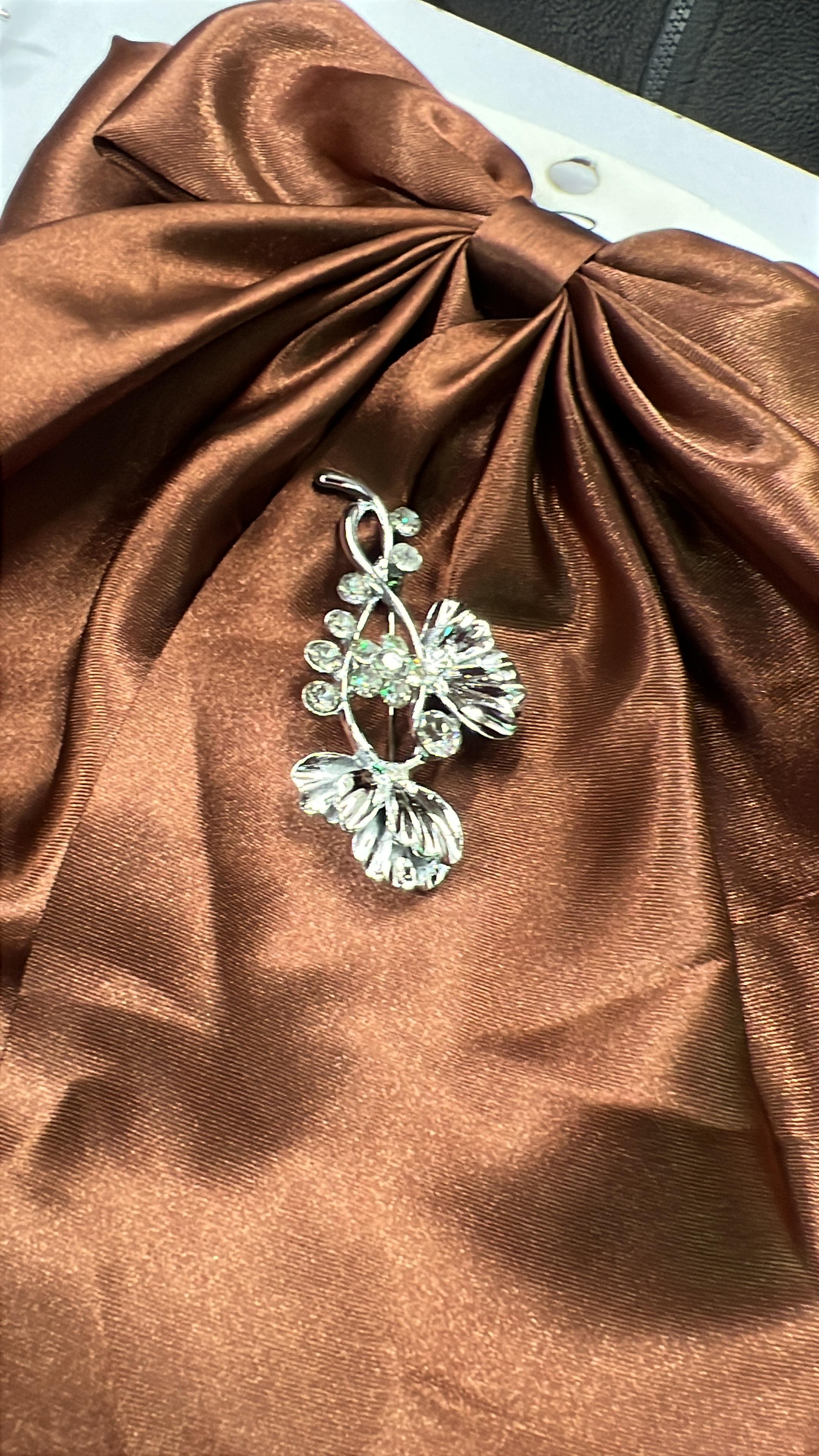 High-end fashion brooches set of 3pcs gold and 3pcs silver