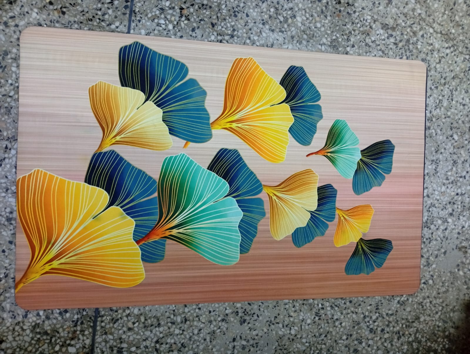 DOOR MATS. Rubber doormats, soft and comfortable, super absorbent, anti-skid and not easy to move, Instantaneous super absorbent water can be dried immediately without repeated wiping.