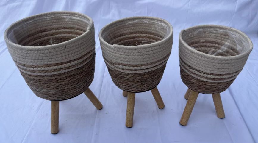 PLANTERS. Kiondo planters with stand,  adds nature and warmth to any space, creating a inviting atmosphere,  safe to use, preserving natural appearance